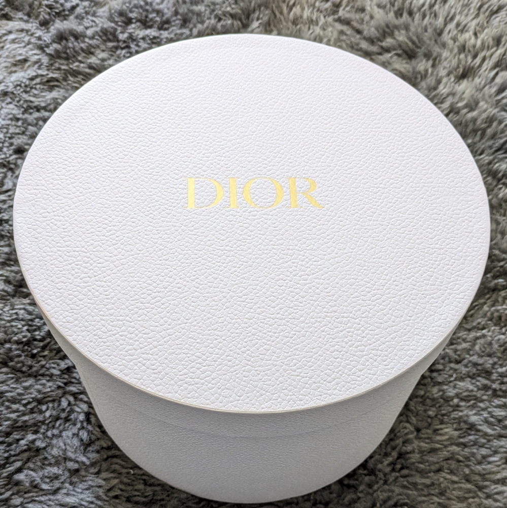 Christian Dior Bucket Hat. - Picture 10 of 11